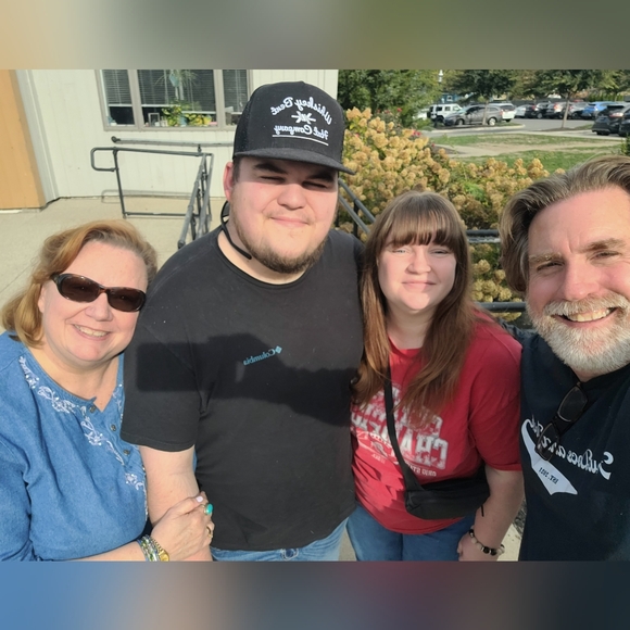 Meet your Posher, Missy - Picture 5 of 8